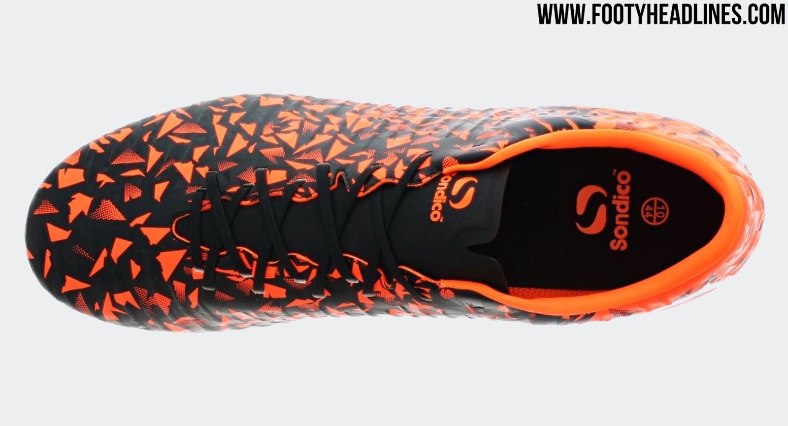 SportsDirect Steals Nike Hypervenom Transform Boot Design For